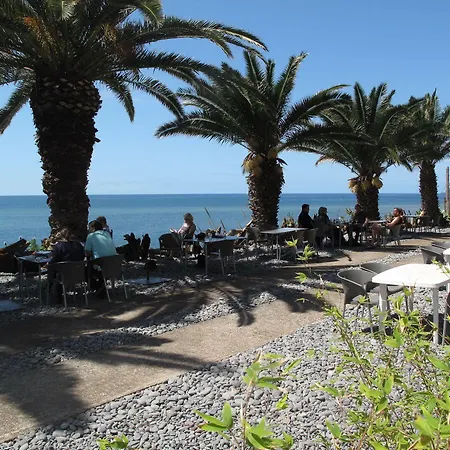 Faja Dos Padres 리베이라브라바