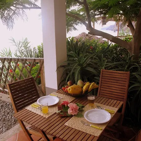 Faja Dos Padres 펜션 리베이라브라바